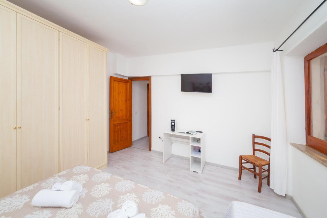 Bed & Breakfast Brezza Golfo Aranci